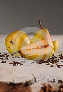 Pears and cloves