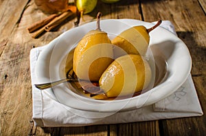 Pears glazed in tea and cinnamon