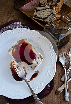 Pecan Stuffed Camembert With Spicy Wine Sauce