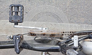 Pedal crank chainring