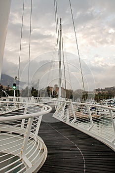 Tahon di Revel bridge photo