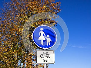 Pedestrian sign 4