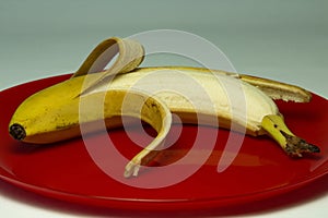 peeled banana photo