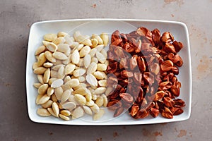 Peeled blanched whole almonds