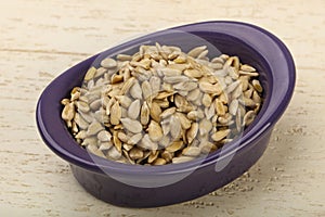 Peeled sunflower seeds