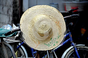 Pengzhou, China: Farmer's Straw Hat