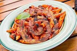 Penne arrabiata