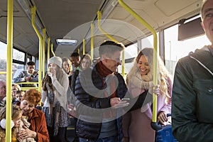 Lidé na autobus 