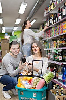 People buying beverages