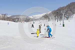 People enjoy ski at Niseko Annupuri Kokusai Ski Area at Niseko