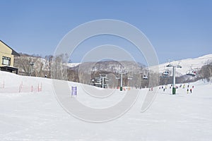 People enjoy ski at Niseko Annupuri Kokusai Ski Area at Niseko