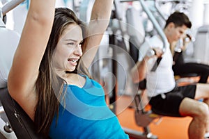 Cvičenie v telocvičňa 