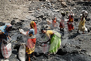 People of the Jharia coalmines area in India