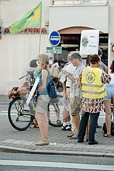 People protesting against air pollution