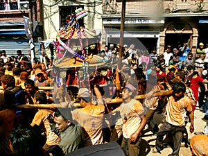 People pulling the chariot in Bisket Jatra