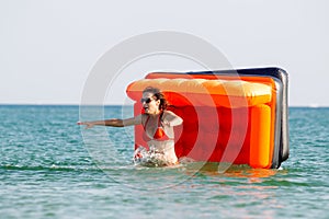 People are resting on the sea