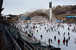 The people at the rink Medey