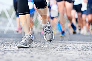 People running marathon