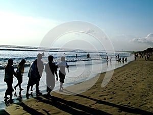 People walking - beach