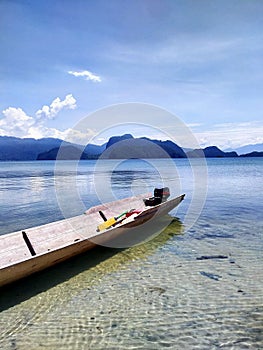 Perahu kayu photo