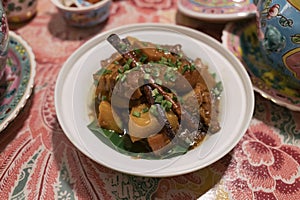 Peranakan Babi Pongteh - Nonya Braised Pork in Fermented Soy Bean Sauce