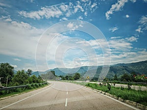 A perfect day for a perfect drive in the hills of kullu and manali in India