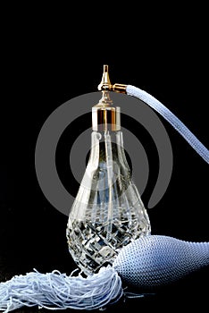 Perfume atomizer