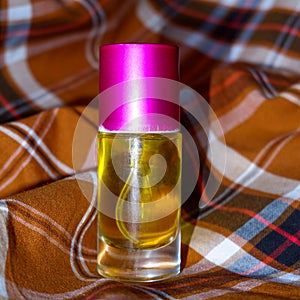 Perfume on a two-tone plaid background