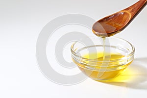 The perilla oil in the glass bowl