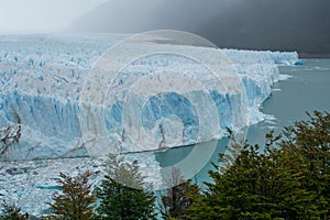 the perito moreno glacier in patagonia is one of the marveleus of argentina