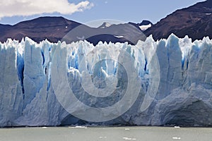 Perito Morenos glaciar close-up photo