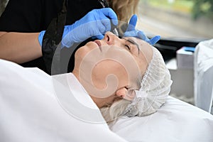 Permanent makeup on the eyebrows