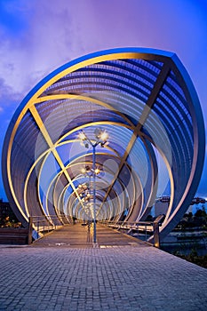 Perrault bridge at night