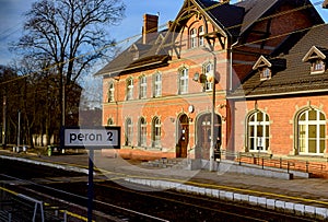 Perron number two - a sign at the railway station