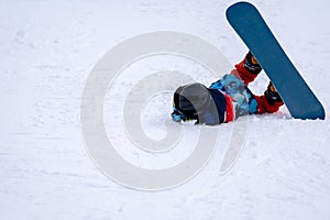 Person with snowboard img