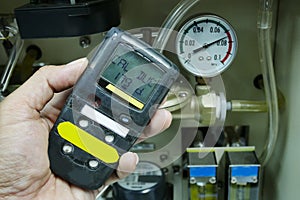 Personal H2S Gas Detector,Check gas leak. Safety concept