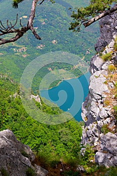 Perucac Lake glistening beneath Banjska Stena viewpoint on majestic Mount Tara