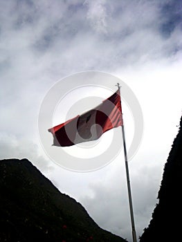 Peruvian flag in Macrhu Pichu