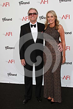 Peter Fonda at the AFI Life Achievement Award Honoring Shirley MacLaine, Sony Pictures Studios, Culver City, CA 06-07-12