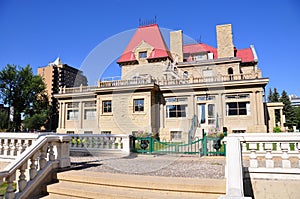 Peter Lougheed House