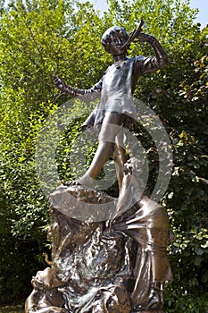 Peter Pan Statue in London