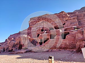Petra - Grotte lungo la Strada delle Facciate photo