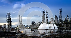 Petrochemical plant and sphere tank