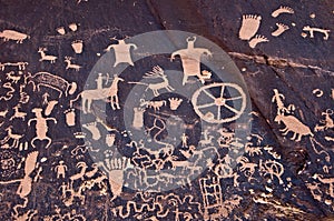 Petroglyths of Newspaper rock, Canyonlands, Utah