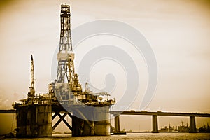 Petroleum platform on the Guanabara bay