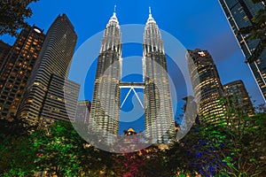 petronas twin towers, the tallest buildings in Kuala Lumpur, malaysia and the tallest twin towers in the world.