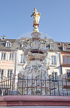 The Petrusbrunnen on the main market in Trier was built around 595 by Ruprecht Hoffmann