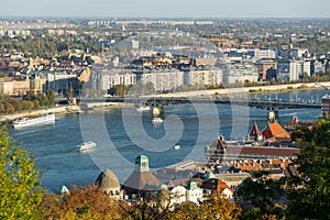 PetÅ‘fi bridge across Danube river in Budapest, Hungary