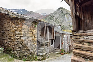 PeÃÂ±alba de Santiago, LeÃÂ³n, Castilla y LeÃÂ³n, Spain. Typical village in the mountains in Spain photo