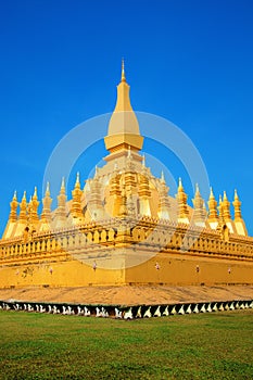 Pha That Luang stupa